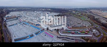 Luftdrohne geschossen. Bluewater Einkaufszentrum in der Nähe von Dartford in Kent, England. Stockfoto