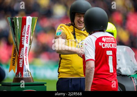 LONDON, GROSSBRITANNIEN. APR 3. während des Papa John Trophy Finales zwischen Sutton United und Rotherham United im Wembley Stadium, London am Sonntag, 3.. April 2022. (Kredit: Federico Maranesi | MI Nachrichten) Kredit: MI Nachrichten & Sport /Alamy Live Nachrichten Stockfoto