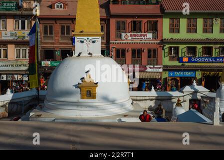 Boudha Stupa auch bekannt als Boudhanath Stupa, Kathmandu, Nepal. Boudha Stupa (erbaut um 600 n. Chr.) ist ein UNESCO-Weltkulturerbe und eine der größten buddhistischen Stupas der Welt. Stockfoto