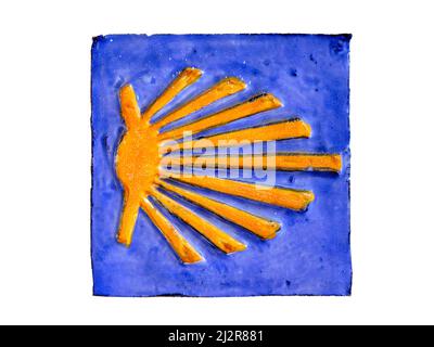 Wallfahrt von Compostela (Camino de Santiago) - Schild Jakobsweg. Schild mit Jakobsmuscheln, das den Weg für die Pilger nach Santiago de Compostela anzeigt. Stockfoto