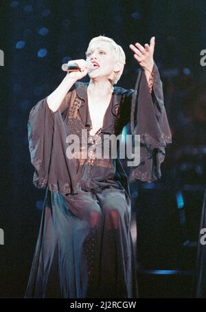 Madonna im Konzert. Die Girlie Show World Tour, Wembley Stadium. 25.. September 1993. Stockfoto