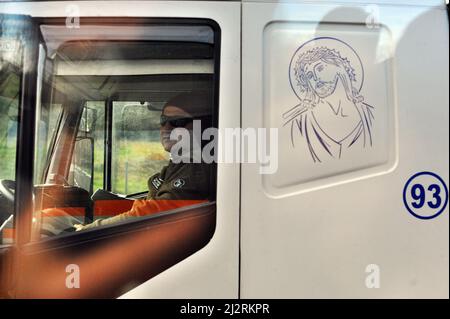 Italien, 28/11/2011: LKW-Fahrer auf der Autobahn. © Andrea Sabbadini Stockfoto