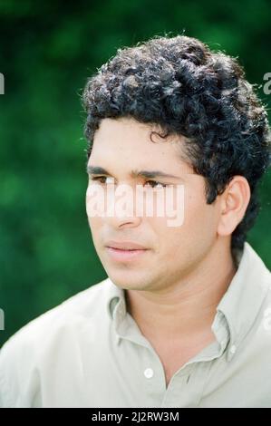 Sachin Tendulkar, erster Unterzeichner im Ausland für den Yorkshire County Cricket Club, abgebildet in Sheffield, 16.. Juli 1992. Stockfoto