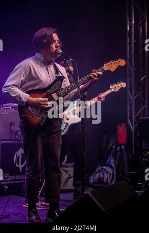 Grimsby, Großbritannien. 3. April 2022. China Bear treten in der Docks Academy als Support-Act für die Frühjahrstour 2022 von October Drift UK auf. Kredit: Gary Stafford/Alamy Live Nachrichten Stockfoto