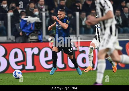 Torin, Italien. 03. April 2022. Danilo D Ambrosio (Inter) während des italienischen "Serie A"-Spiels zwischen Juventus 0-1 Inter im Allianz Stadium am 3. April 2022 in Turin, Italien. (Foto von Maurizio Borsari/AFLO Credit: Aflo Co. Ltd./Alamy Live News Stockfoto
