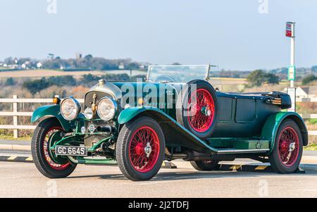 Oldcar - Bentley 4,5 Liter (1927-31) Motor 4398cc S4 OHC Produktion 665 Stockfoto