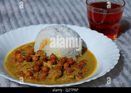 Traditionelles kerala (indisch) Frühstück Food Combo, bekannt als puttu kadala Stockfoto