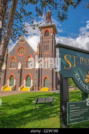 St. Patrick's Catholic Church, Glen Innes. Der Grundstein für das erste katholische Kirchengebäude in Glen Innes wurde 1864 von Dean Lynch gelegt Stockfoto