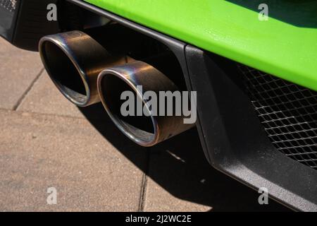 Slowenien, Ljubljana - März 24 2022: Grüner Porsche 911 GT3RS Sportwagen Stockfoto