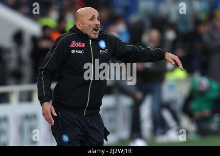 Bergamo, Italien. 03. April 2022. Luciano Spalletti (SSC Napoli) Gesten während Atalanta BC vs SSC Napoli, italienische Fußballserie A Spiel in Bergamo, Italien, April 03 2022 Quelle: Independent Photo Agency/Alamy Live News Stockfoto