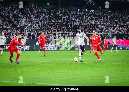 Wolfsburg, 20. März 2019: Fußballspieler İlkay Gündogan (GER) dribbelte beim internationalen Fußballspiel mit einigen serbischen Gegnern Stockfoto