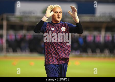 SAN JOSE, Costa Rica: Keylor Navas, costaricanischer Torwart, wärmte sich vor dem Costa Rica-Sieg über die USA 2-0 in der CONCACAF FIFA World Cup Qualif ein Stockfoto