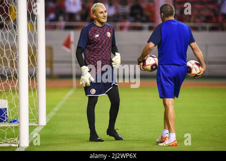 SAN JOSE, Costa Rica: Keylor Navas, costaricanischer Torwart, erwärmt sich mit Gabelo Conejo vor dem Costa Rica-Sieg 2-0 über die USA im CONCACAF FI Stockfoto