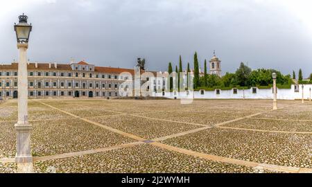 Vila Vicosa, Portugal - 25. März 2022: Panoramablick auf den Herzogspalast des Hauses Braganza Stockfoto