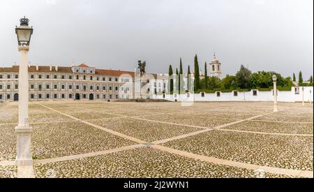 Vila Vicosa, Portugal - 25. März 2022: Panoramablick auf den Herzogspalast des Hauses Braganza Stockfoto