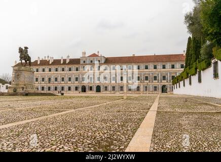 Vila Vicosa, Portugal - 25. März 2022: Blick auf den Herzogspalast des Hauses Braganza Stockfoto