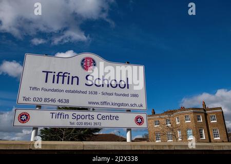 Die sehr beliebte Tiffin Schule in Kingston upon Thames, Südwesten Londons, Großbritannien Stockfoto