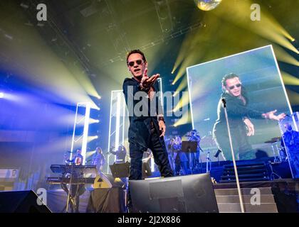 Marc Anthony tritt während seiner Palla Voy Concert Tour am 3. April 2022 im HEBCENTRE in Cedar Park, Texas, auf. (Foto von Maggie Boyd/Sipa USA) Stockfoto