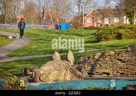 Cottam, Preston, Lancashire. „War Horse to Water“ Village Green Thompson Dagnall Sculptor Stockfoto