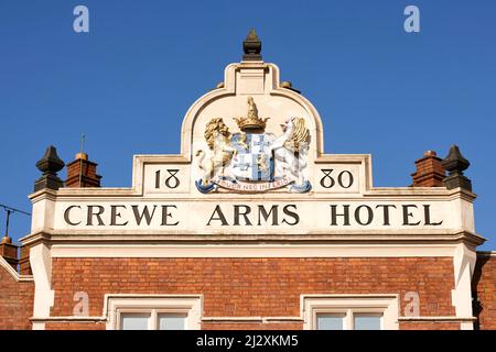 Crewe, Che-Hire. Das erste konstruierte Bahnhotel, erbaut 1830 im Best Western Crewe Arms Hotel Stockfoto