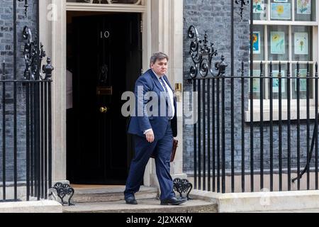 Der Abgeordnete des Kit Malthouse, Staatsminister (Minister für Kriminalität und Polizei), wird vor den wöchentlichen Kabinettssitzungen in der Downing Street 10 gesehen. Stockfoto