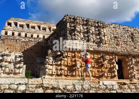 Maya-Ausgrabung von Kabah in Ruta Puuc, Yucatan, Mexiko c. HERR: Andrea Seifert Stockfoto