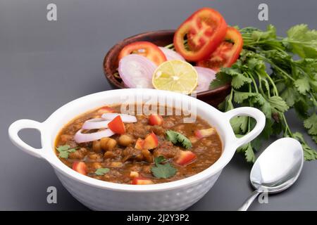 Punjabi Chhole Auch Bekannt Als Chhola Masala Sabji Amritsari Chole Sabzi Masaledar Chana Chola Oder Kichererbsen Veg Curry Wird Aus Chick Peas Zwiebeltomate Hergestellt Stockfoto