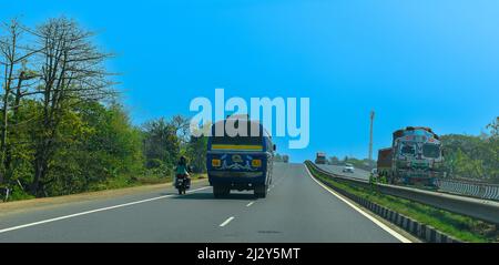 Landschaftsansicht des Indian Highway . Selektiver Fokus wird verwendet. Stockfoto