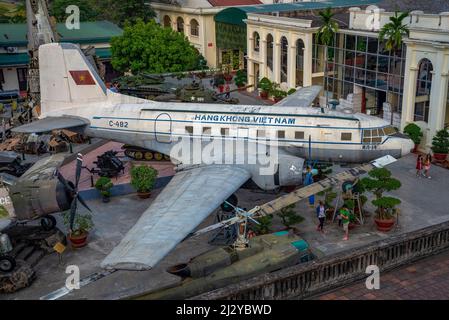 HANOI, VIETNAM - 09. JANUAR 2016: Sowjetische IL-14-Flugzeuge, Draufsicht. Vietnam Museum of Military History. Hanoi Stockfoto