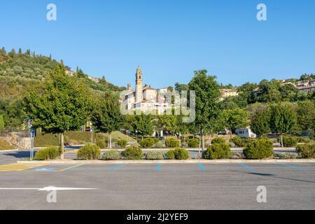 Außenansicht von Arqua Pertrarca, einem der schönsten Dörfer Italiens, Venetien, Italien Stockfoto