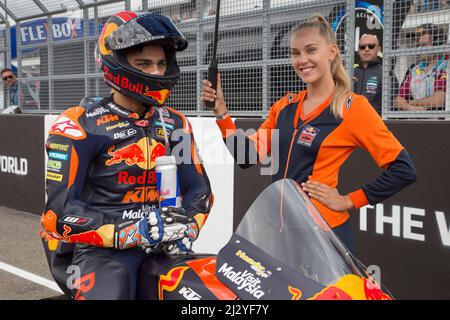Jorge Martin (Red Bull KTM Ajo) vor dem Start zum Moto2. Rennen während des HJC Helmets Motorrad Grand Prix Deutschland am 7t. Juli auf dem Sachsenring Stockfoto