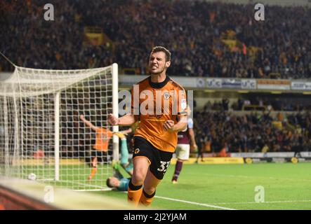 Leo Bonatini feiert sein Ziel. Wolverhampton Wanderers gegen Aston Villa bei Molineux 14/10/2017 - Sky Bet Championship Stockfoto