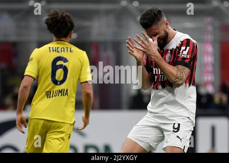 Roma, Italien. 04. April 2022. Olivier Giroud aus Mailand während des Fußballspiels Serie A zwischen Mailand und Bologna im Giuseppe-Meazza-Stadion in Mailand (Italien), 4.. April 2022. Foto Andrea Staccioli/Insidefoto Kredit: Insidefoto srl/Alamy Live News Stockfoto