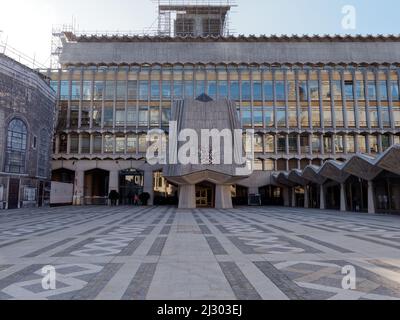 London, Greater London, England, März 19 2022: Teil des Guildhall-Gebäudes außen in der City of London Stockfoto