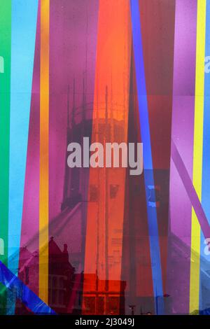 Paddy's Wigwam, Liverpool Metropolitan Cathedral, durch das Buntglas gesehen Stockfoto