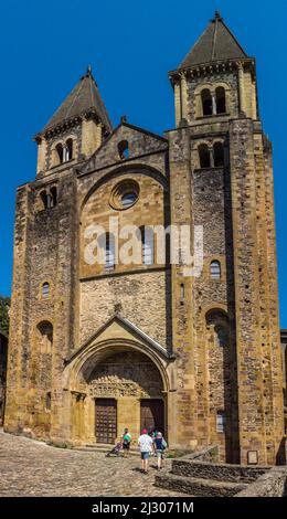 Vue panoramique de l'église abbatiale Sainte Foy Stockfoto