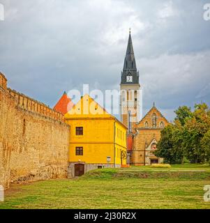 Burg Ilok alte Gebäude und Mauer im Nordosten Kroatiens Stockfoto