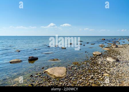 Steinstrand vor Klein Zicker, Insel Rügen, Mecklenburg-Vorpommern, Deutschland Stockfoto