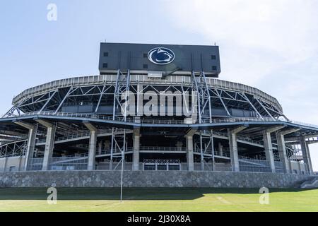 University Park, Pennsylvania, 2. April 2022: Das Beaver Stadium ist das Heimstadion der Nittany Lions NCAA College Football-Mannschaft der Penn State University Stockfoto