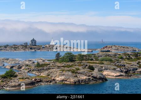 Alte Pilotenbasis Kobba Klintar, Überfahrt mit einer großen Autofähre von Turku zu den Ahland-Inseln, Finnland Stockfoto