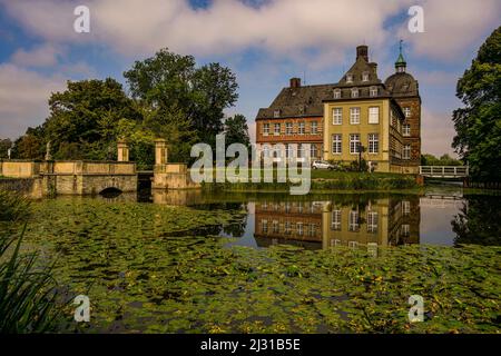 Schloss Hovestadt in Lippetal bei Soest im Sommer, Nordrhein-Westfalen, Deutschland Stockfoto