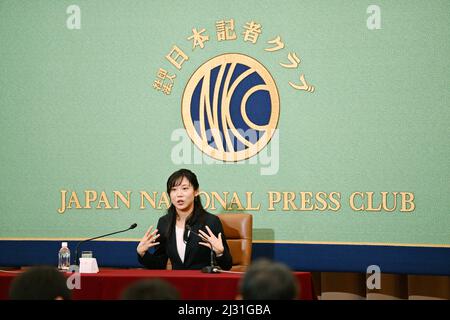 Tokio, Japan. Kredit: MATSUO. 5. April 2022. Miho Takagi Speed Skating : Japanischer Speed Skater Miho Takagi nimmt an einer Pressekonferenz im Japn National Press Club in Tokio, Japan, Teil. Kredit: MATSUO .K/AFLO SPORT/Alamy Live Nachrichten Stockfoto