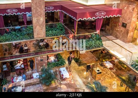 NEW YORK, USA - 4. Okt 2017: Die Trump Bar im Trump Tower in Manhattan. Stockfoto