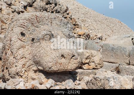 Das hölzerne Pferd von Troy, das ursprüngliche trojanische Pferd, das im Film Troy verwendet wurde, steht an der Küste von Canakkale Stockfoto