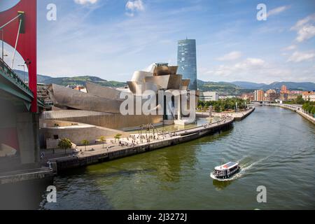 Spanien, Überblick über das Guggenheim Museum in Bilbao. Stockfoto