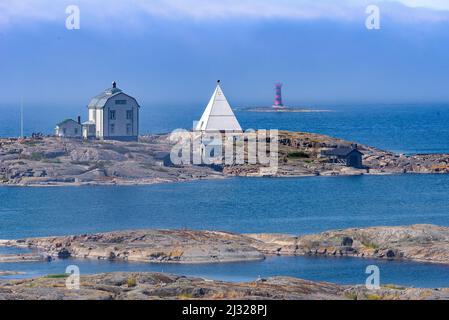 Alte Pilotenbasis Kobba Klintar, Überfahrt mit einer großen Autofähre von Turku zu den Ahland-Inseln, Finnland Stockfoto