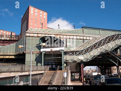 Der kunstvolle Eingang zur West 8th Street U-Bahn-Station in Coney Island, Brooklyn, New York Stockfoto