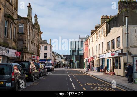 Blick auf die Bank Street und die Cross Area in der Stadt Irvine in North Ayrshire in Schottland. Stockfoto