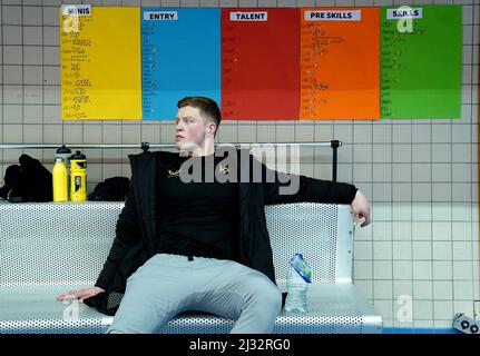 Adam Peaty von Loughborough NC in Aktion während der Men's Open 100m Breaststroke Heats am ersten Tag der British Swimming Championships 2022 im Ponds Forge International Swimming Center, Sheffield. Bilddatum: Dienstag, 5. April 2022. Stockfoto