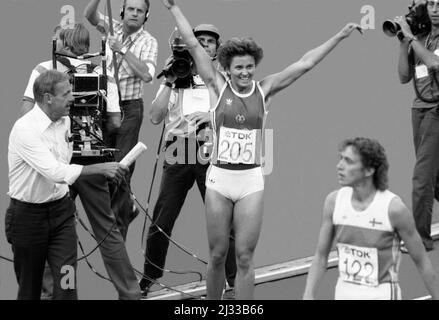 MARLIES GÖHR DDR 100m Sprint bei der Leichtathletik-Weltmeisterschaft in Helsinki Finnland 1982 Stockfoto